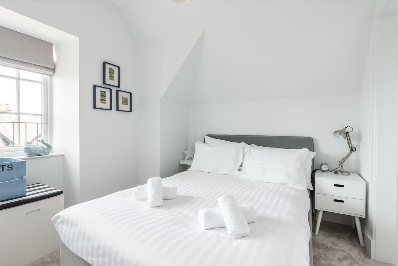 Luxurious Living In Gullane Villa เอดินบะระ ภายนอก รูปภาพ
